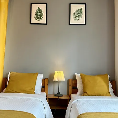 Appartement Maya I *
